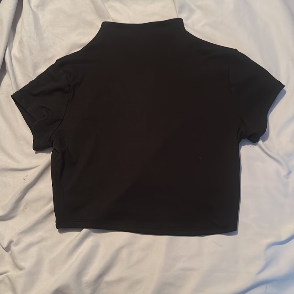 Black crop top